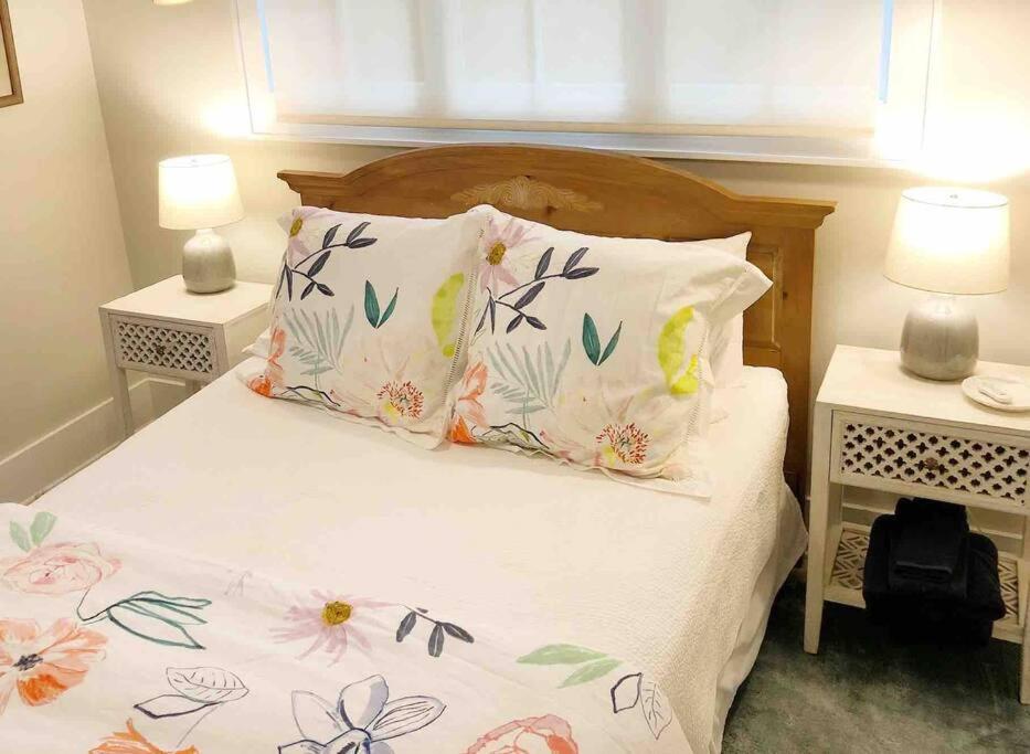 Liz Lane Cottage- Entire Guesthouse Charleston Zewnętrze zdjęcie
